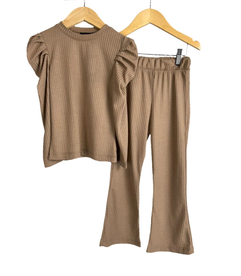 Girls Lounge Wear Puff Sleeve Top and Pants Outfit